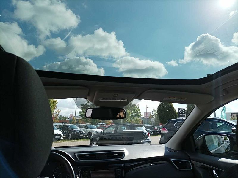 Nissan Qashqai Zama Autom. Panoramadach 360° Kamera